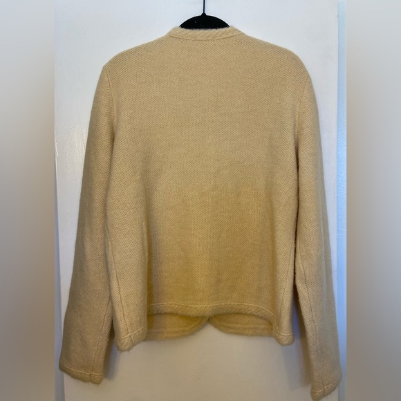 J.Crew Textured Sweater Lady Jacket Button-Up Jacket Cream Size Medium - Picture 5 of 9